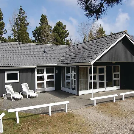 Holiday Port Arthursvej Ix ブラーバンド